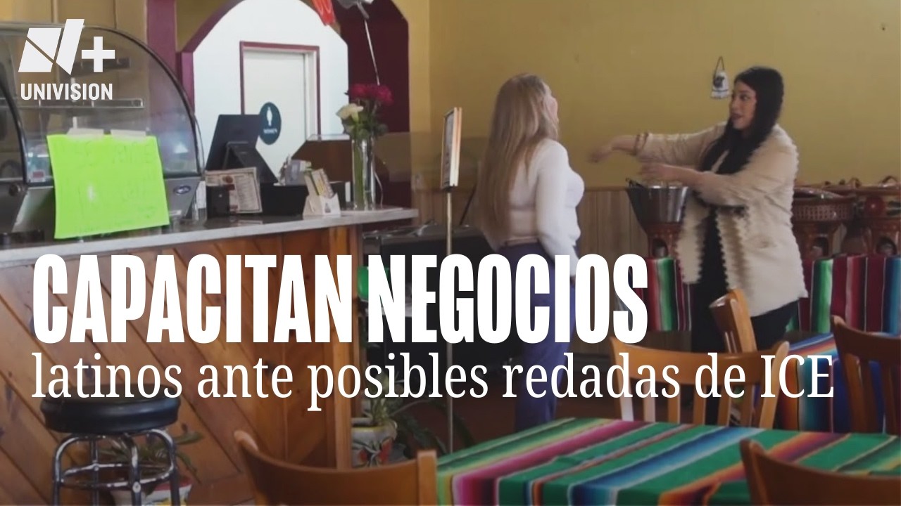 Negocios latinos de Sacramento reciben capacitación para protegerse ante redadas de ICE