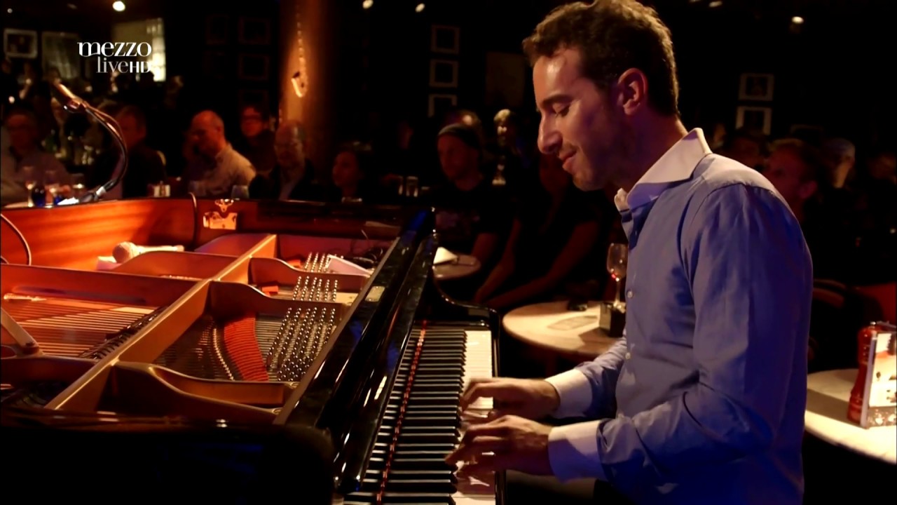 Guarda Aaron Goldberg Trio Live at the EFG London Jazz Festival 2014 su YouTube Guarda Aaron Goldberg Trio Live at the EFG London Jazz Festival 2014 su YouTube