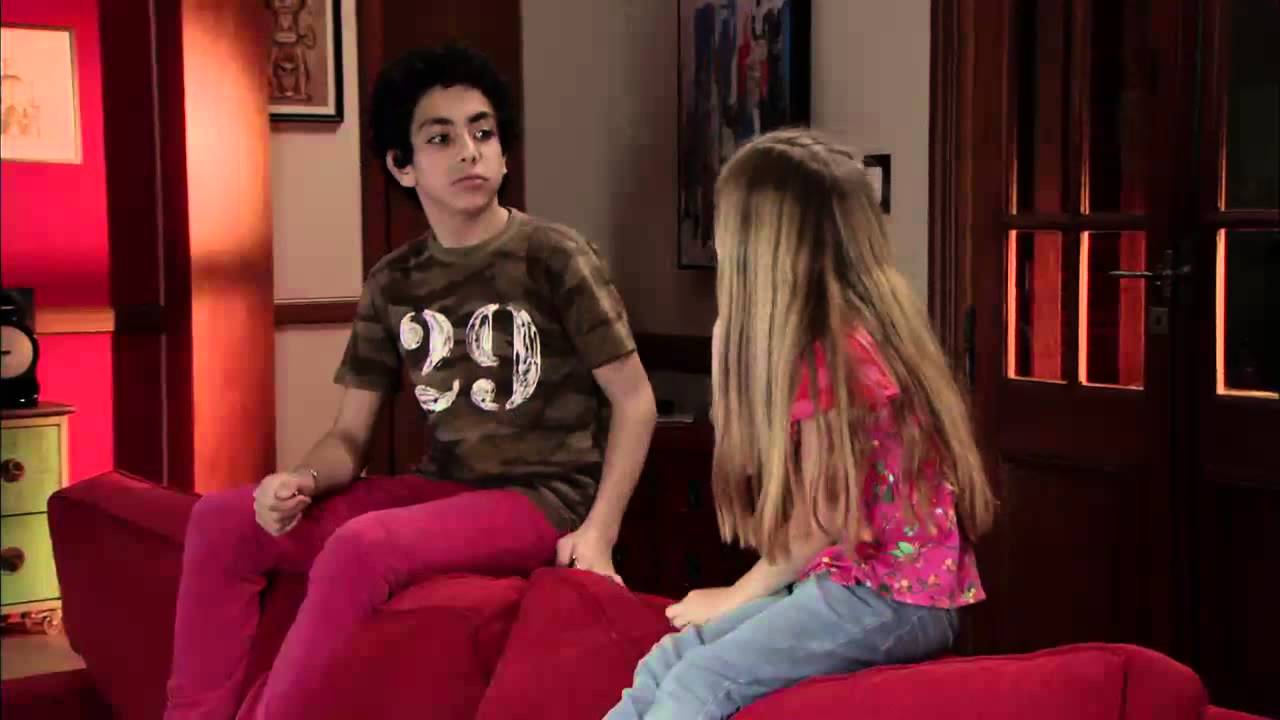 Daniela y una travesura para poder escaparse