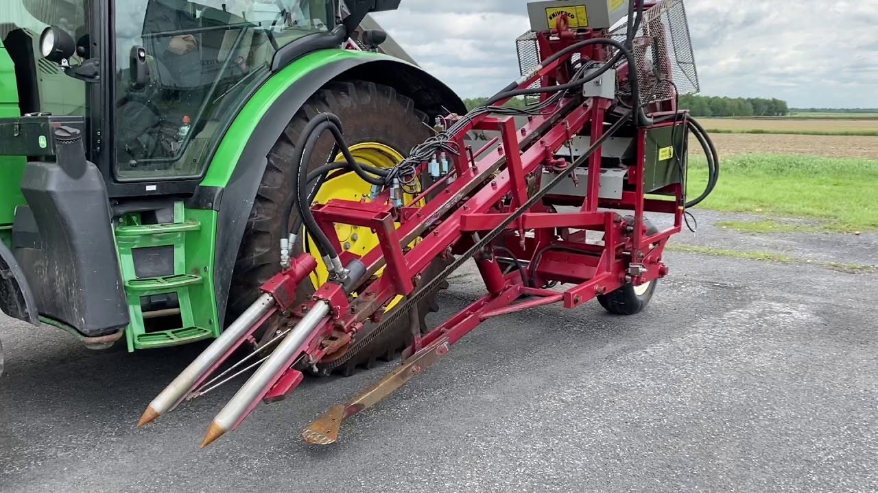 Univerco carrot harvester G2