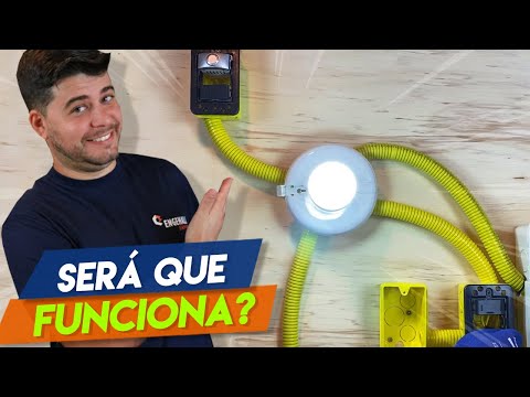 Vídeo: Como você conecta um interruptor dimmer a um interruptor normal?