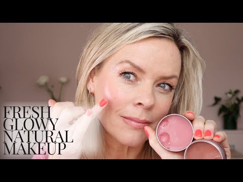 Video: Botas Natural Collection Moisture Shine Pintalabios-Arándano