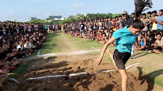 दोस्तों इन लड़कियों का कमाल देखिएगा,बहुत आसानी से Long Jump लगा रही है!!