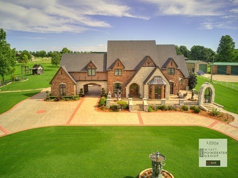 2700 W Grand Avenue, Chickasha, OK home video tour
