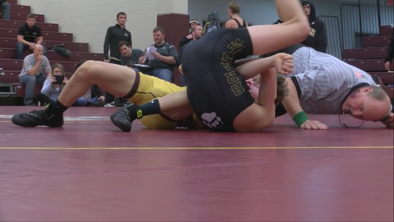 Science Hill wrestling team beats Bradley Central YouTube