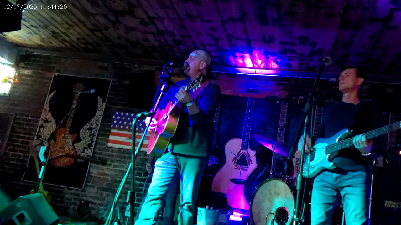 Derek Isaacs & Corey Kenton Set 4 Bluegrass Barrel House in Richmond Ky December 17 (2020) YouTube