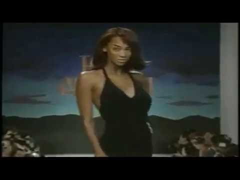 Tyra Banks vs Naomi Campbell - Battle Of The Runway Divas