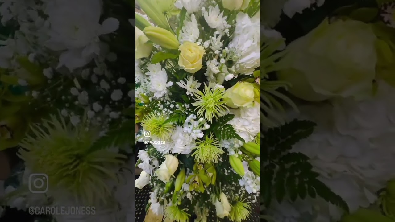 Funeral Standing Spray 😇