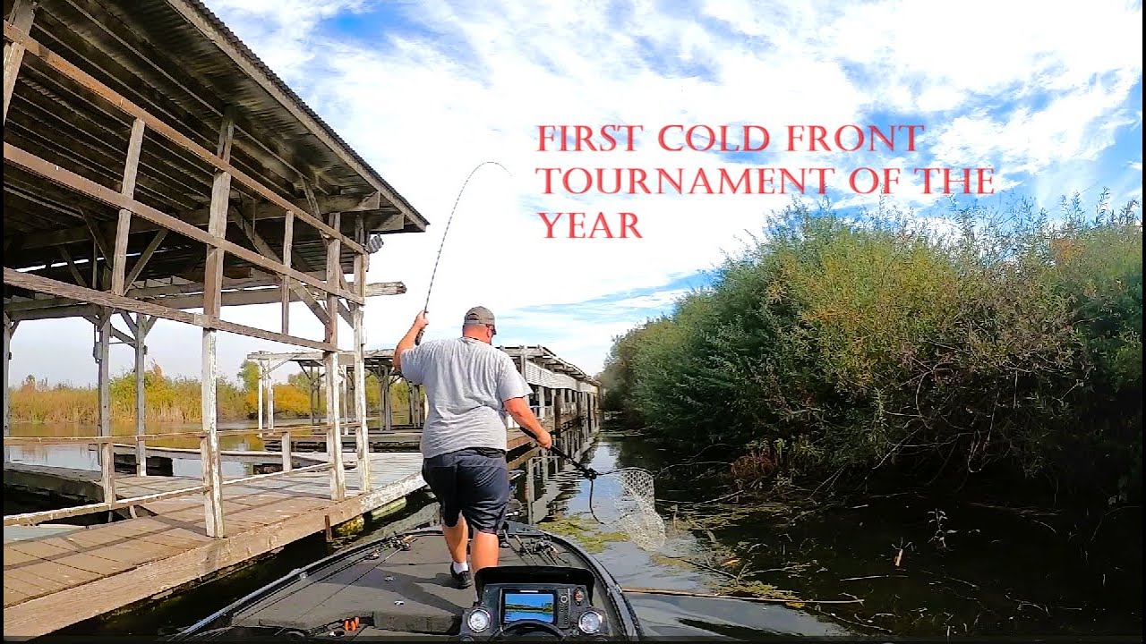 Fishing a November cold front Tournament Blind!