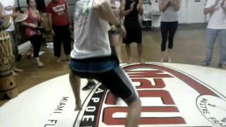 Maculele Capoeira Miami - Roda de academia
