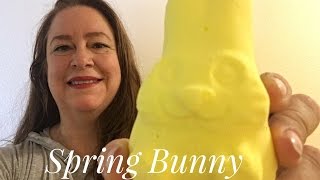 Lush Easter 2016 'Spring Bunny' bath bomb