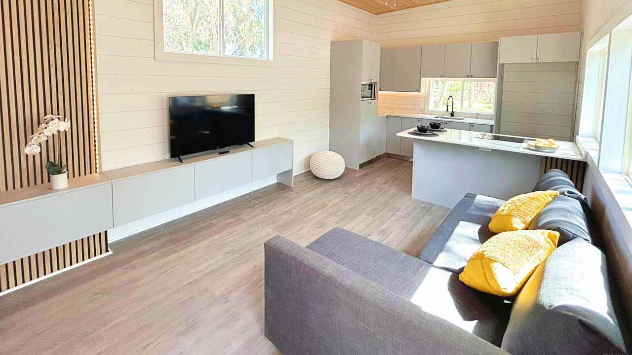40ft Absolutely Beautiful Park Model Tiny Home with Amazing Price - YouTube