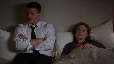 Bones 9x04 - Brennan suggests Booth to have sex