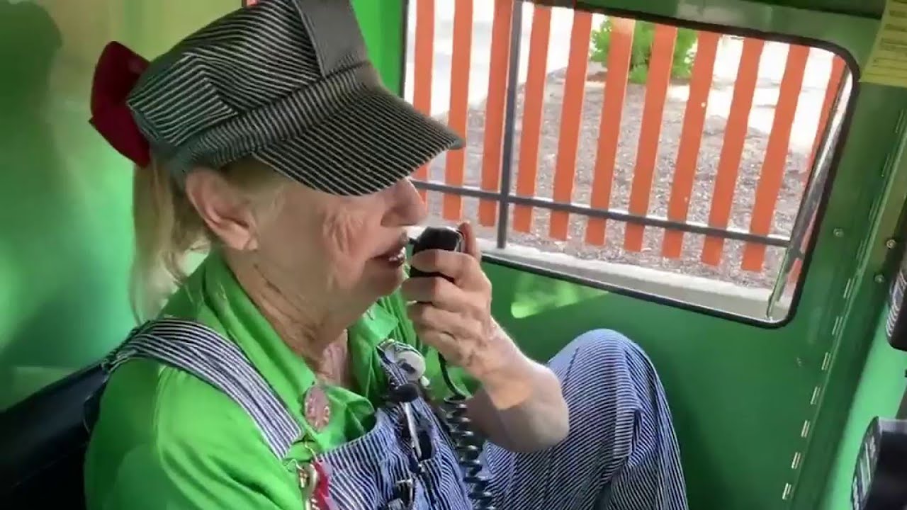 Meet longtime San Antonio Train conductor Rhetta Minnis