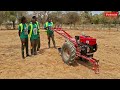[EN lyélé] : La VDP agricole Henriette Bado aux commandes d'un motoculteur