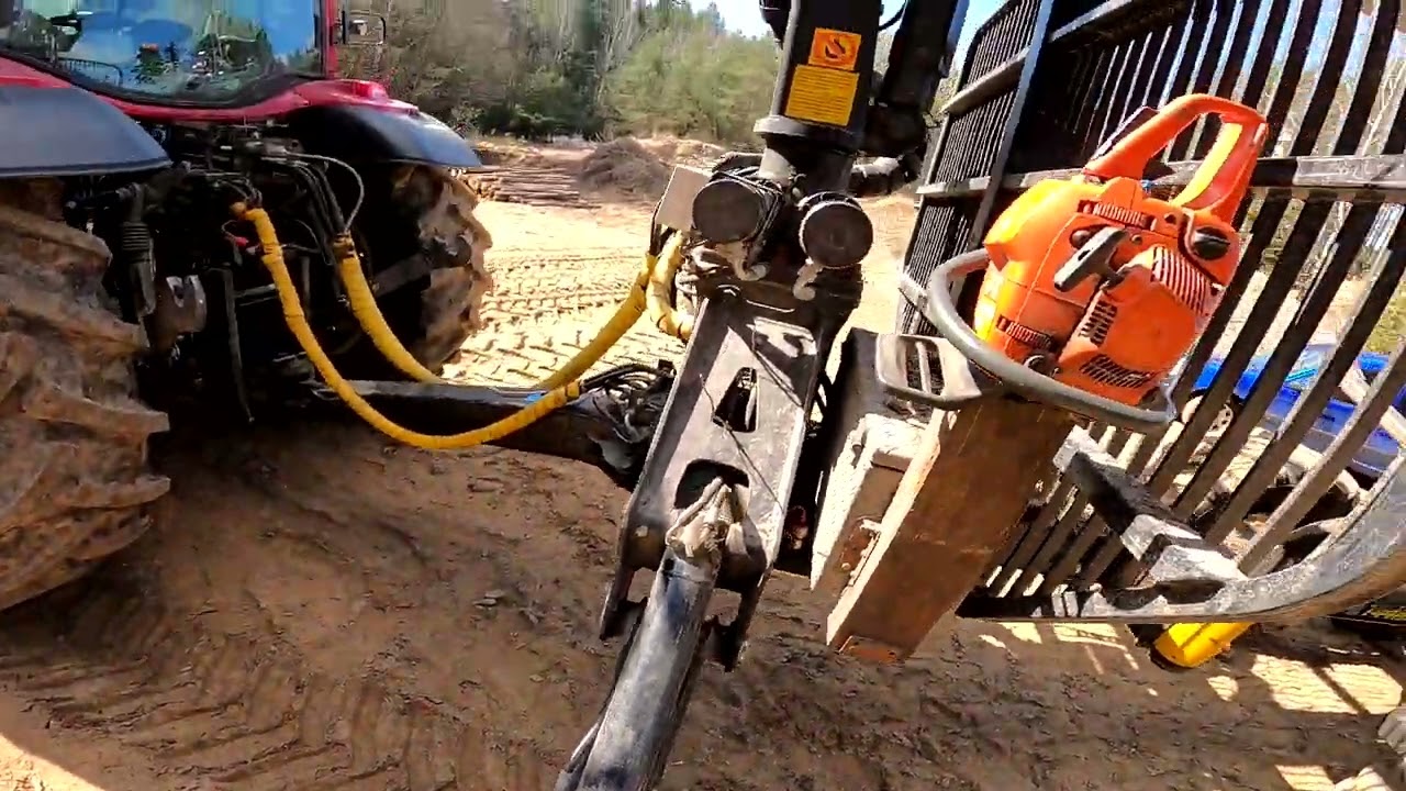 Kesla 144nd. Crane 305T lubrication. With Crane centra greasing.  With DCGG571NK DeWALT 18V . GoPro.