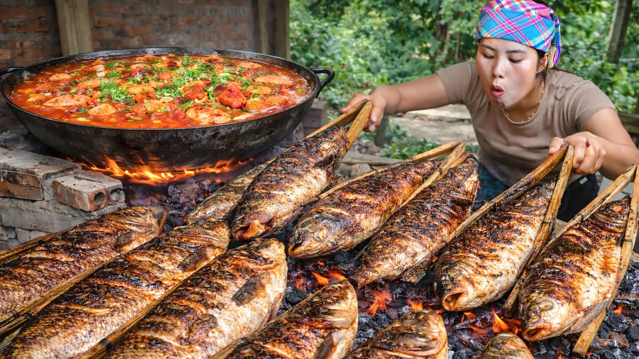 Catching 1000kg+ Giant fish Tilapia and Making Chili Bamboo shoots to preserve with Single mom