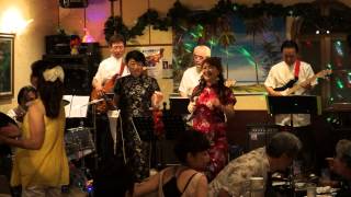 Video thumbnail of "今夜は踊ろう(Momo's)"