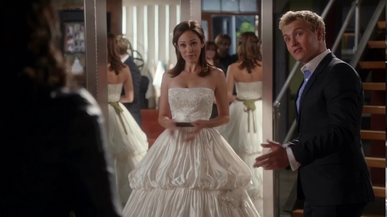 Download Jane By Design - Jane Stating Her Opinion on the Wedding Dress | 1x08 The Wedding Gown (HD)