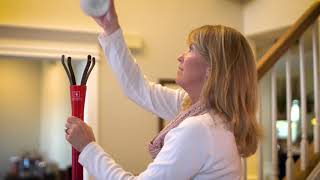 Bulb Grabber - Universal Light Bulb Changer - How To Use Video Fiskar Light Bulb Punch
