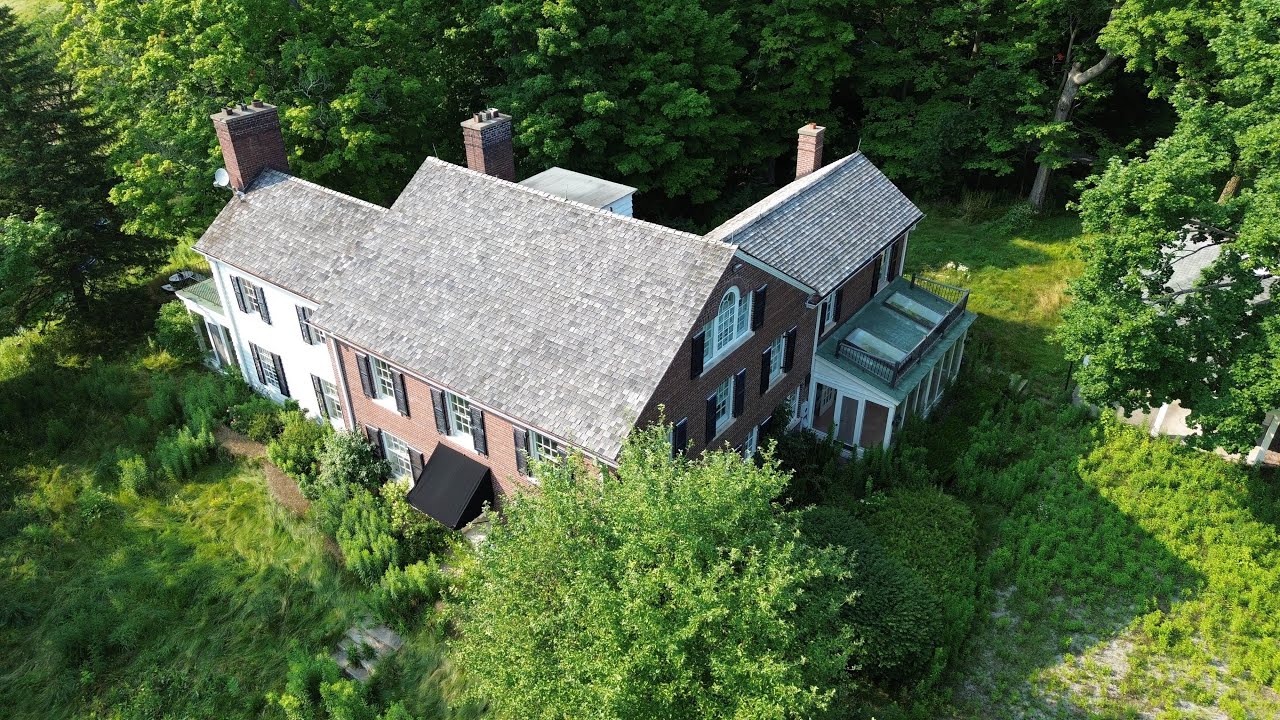 НЕТРОНУТЫЙ ЗАБРОШЕННЫЙ особняк 1940-х годов, являющийся объектом культурного наследия ** невероят...