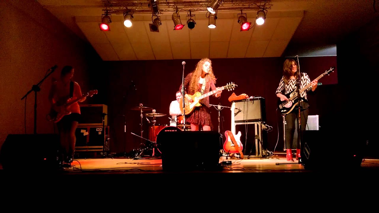 Sadie Johnson-Blues Caravan 2015:  [Robert Johnson-Walkin' Blues ]- Bluestracje  ( Poland )
