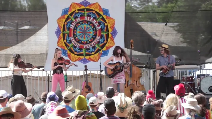Molly Tuttle & Golden Highway @ High Sierra Music ...