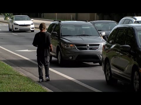 Video: Kust tuleb sõna panhandler?