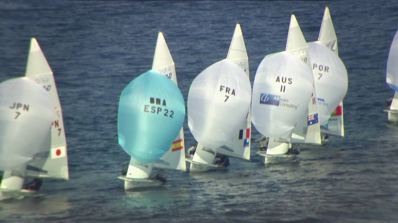 Teamwork required  - Olympic 470 sailing