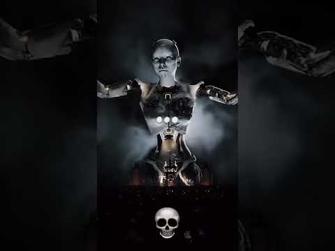 قبل أيام كان في حفل في مصر اسمه حفل الاينما توفى فيه 100 شخص بسكتة قلبية  لايك ترند 