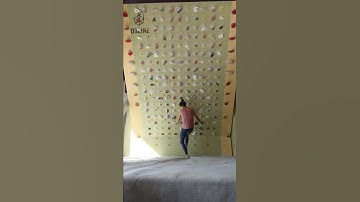 Moonboard Benchmark - Red Cross, 6b / V4