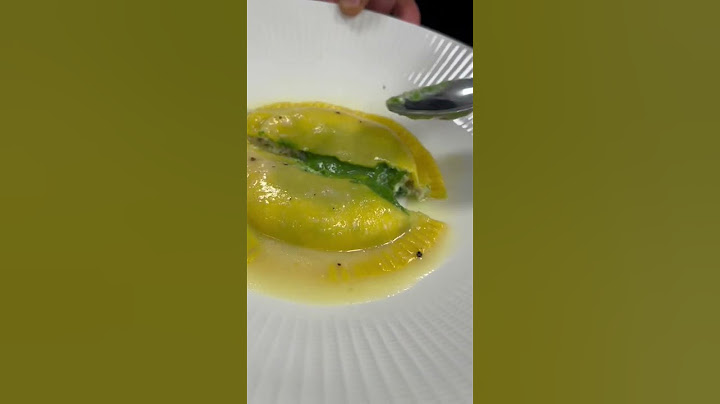Ravioli ripieni di ricotta, salsiccia e passata di friarielli #shorts