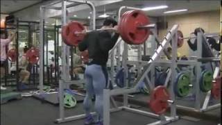 Bodybuilder Kang Kyung Won - Leg Workout (2009)