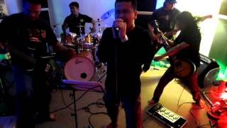 Nightcrawler "Hampir Binasa" (live jam - HQ audio)