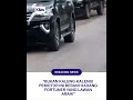 Bukan kaleng-kaleng! Salut nian pemotor ini berani hadang mobil lawan arah. Kelazz King! 🔥👑