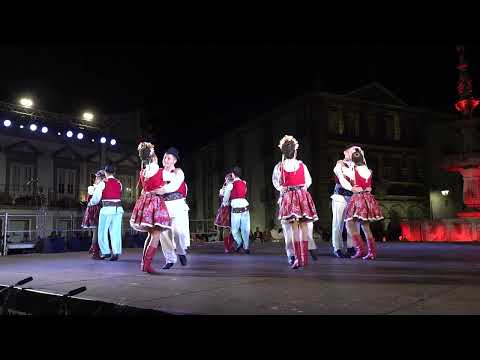 Serbian folk dance: