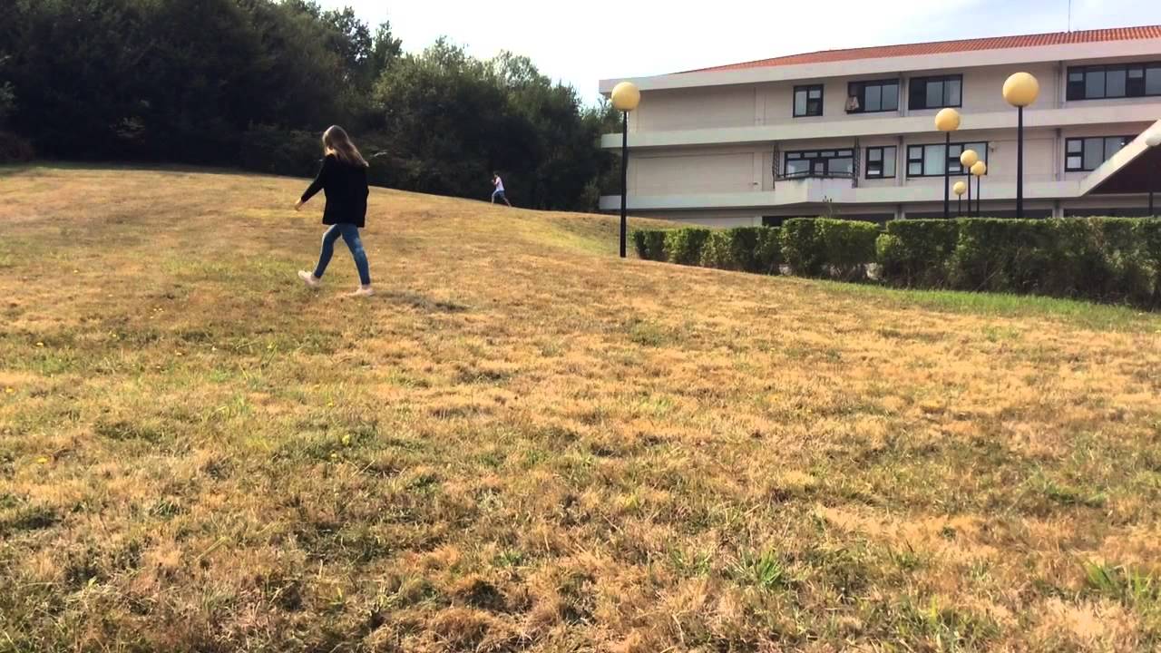 Hiru istripu eta bi amodio - Booktrailerra