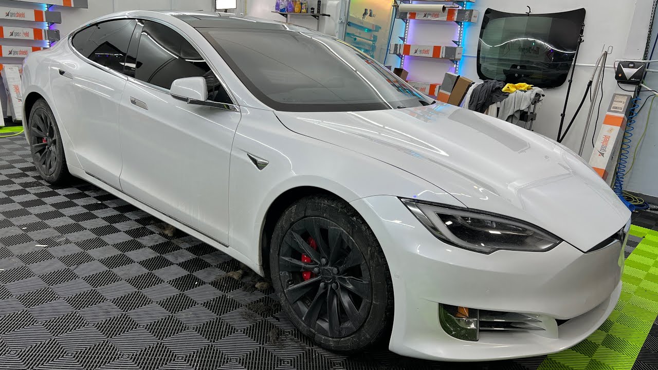 Tesla S P100D Carbon Window Tint