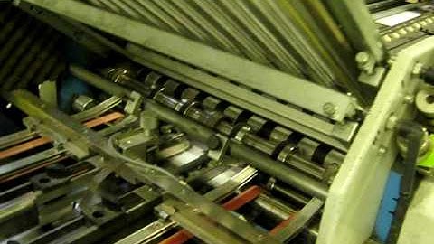 GUK K52 4KL F4 paper folding machine in production