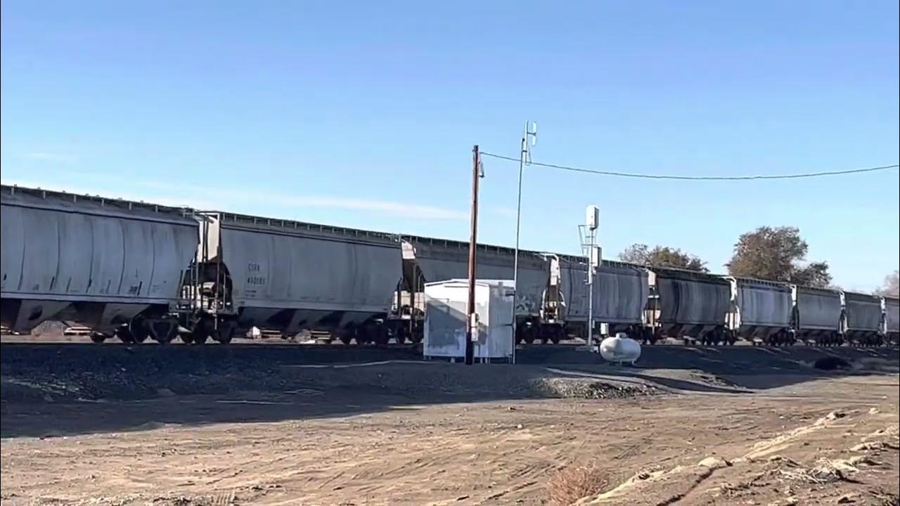BNSF grain train passing through Wapato to Toppenish, origin Wa