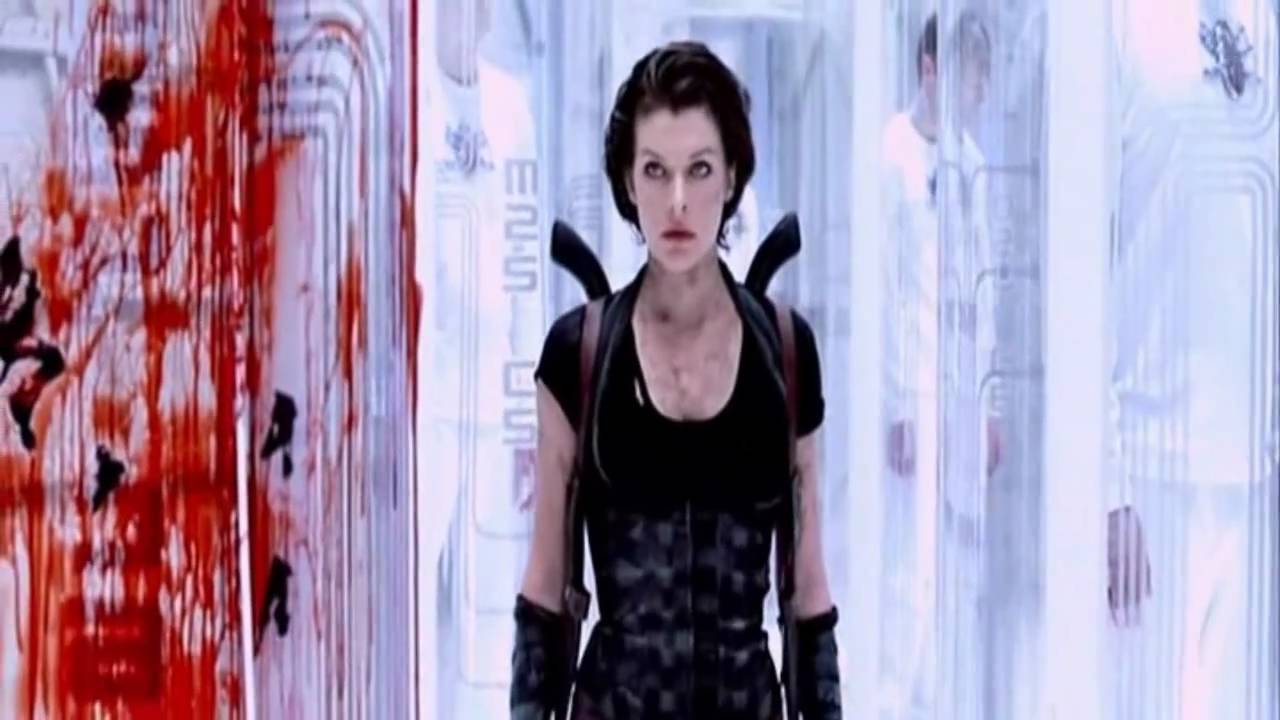 Milla Jovovich - Jem 24