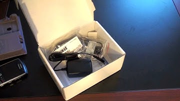 Unboxing the Blackberry Curve 8900