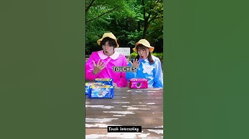 Why Does This Change Color When You Touch It 😍🤯 ~working art skillwood / hand crafts / #shortsfeed