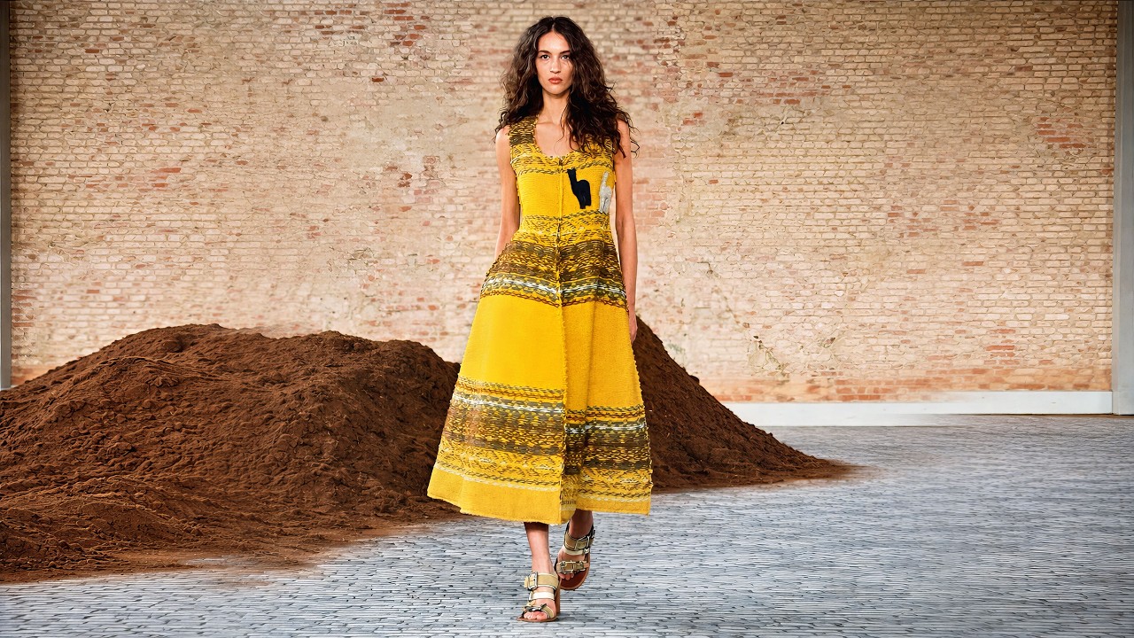 Moschino | Fall/Winter 2026/27 | Milan Fashion Week