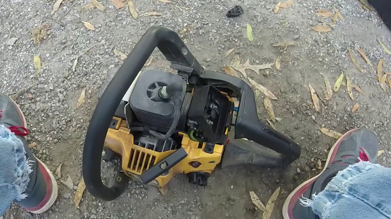 First 2 cycle fix! Poulan Pro 18" chainsaw YouTube