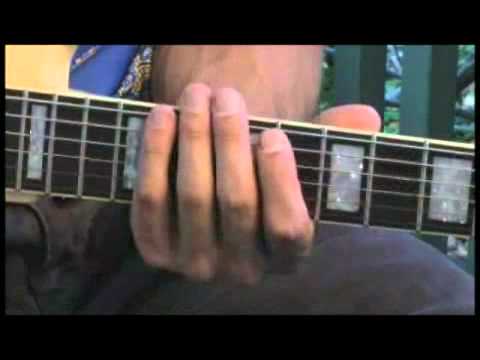 how-to-play-the-eb-(e-flat)-major-pentatonic-scale-on-guitar