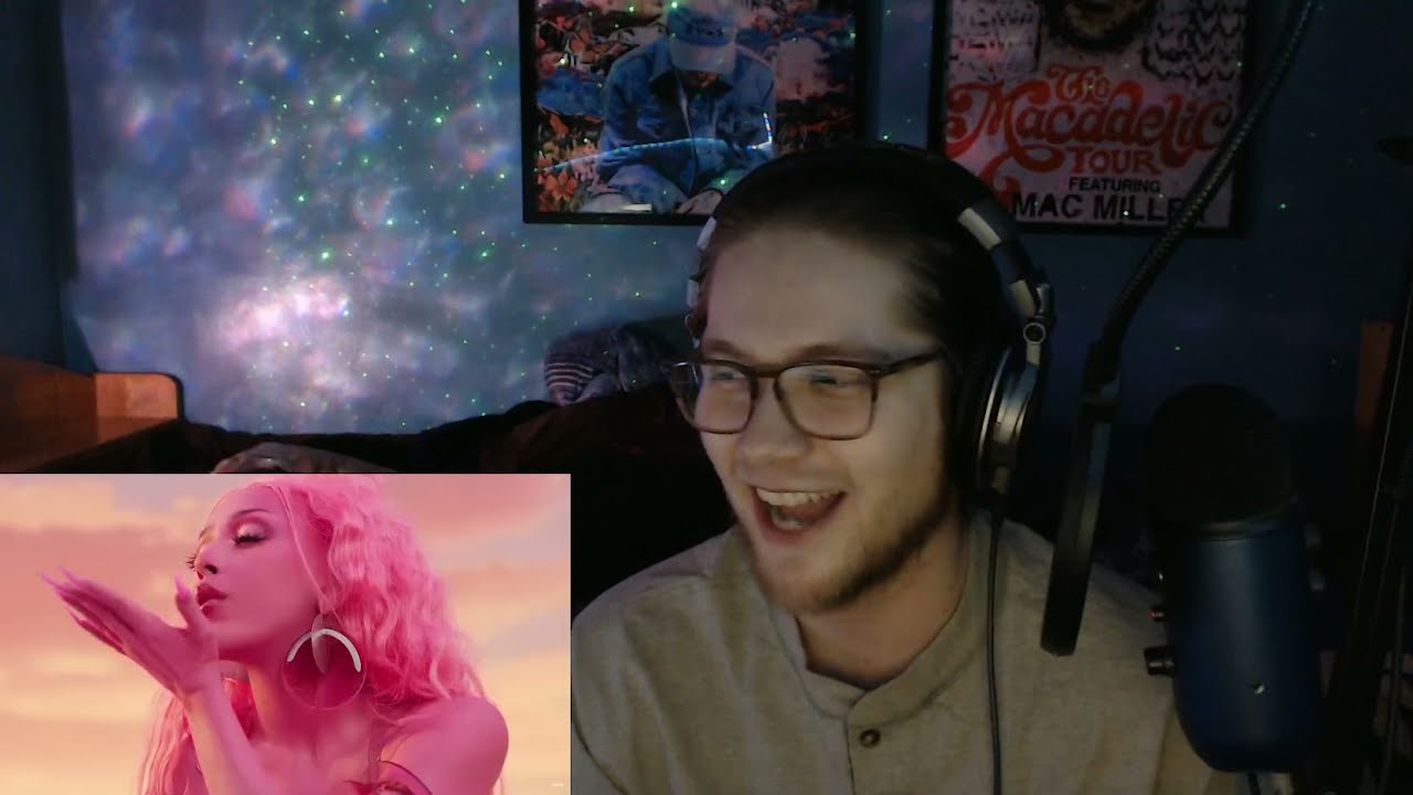 Doja Cat - Kiss Me More ft. SZA | FIRST REACTION (Trash or Pass)