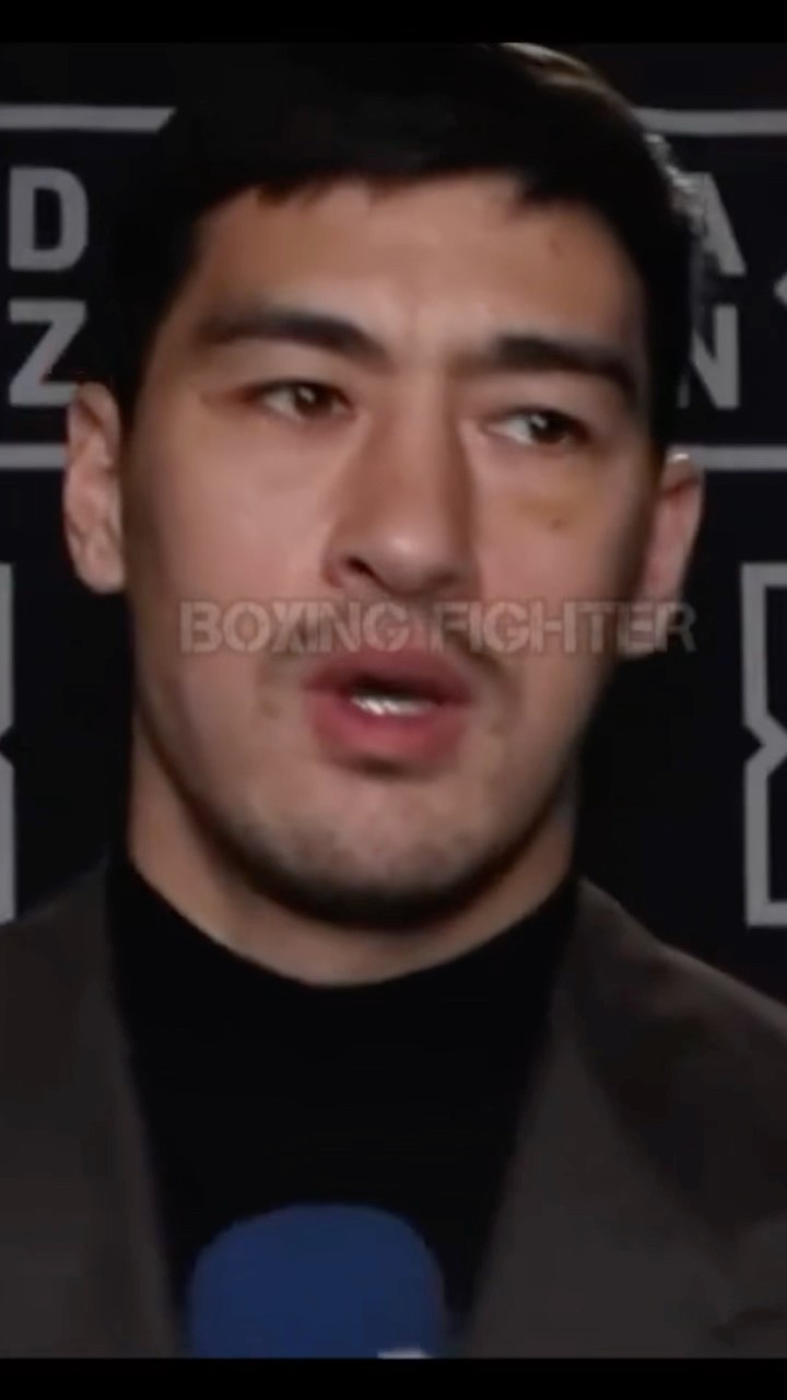 DMITRY BIVOL SEÑALA QUÉ ES LO MÁS INTERESANTE DE LA POSIBLE PELEA ENTRE CANELO Y CRAWFORD