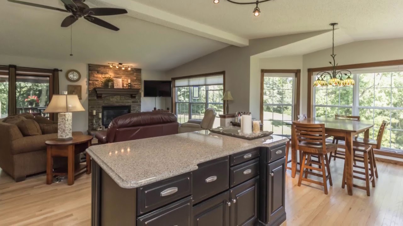 3750 E Watrous, Des Moines, IA 50325