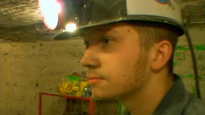 Young coal mine workers l Hidden America: Children of the Mountains PART 5/6 - DayDayNews